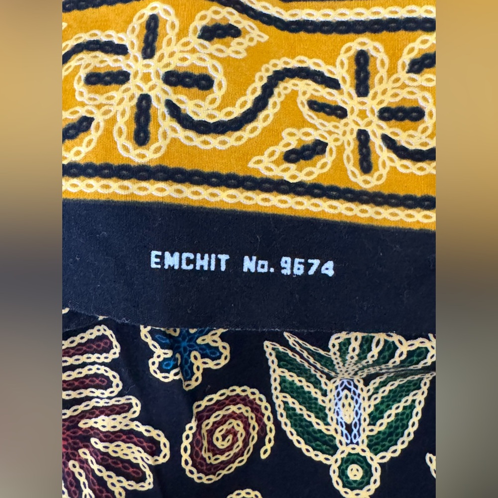Handmade Emchit 9674 printed Embroiderey Black and Yellow Maxi Skirt - Picture 6 of 6